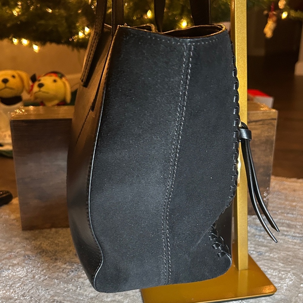 304. See By Chloe Black Leather & suede with removable Gold Charm w/coa - Picture 5 of 16